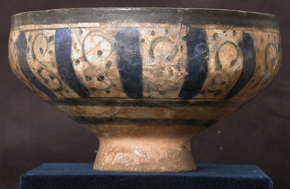 Bowl, Stonepaste; painted under transparent glaze 