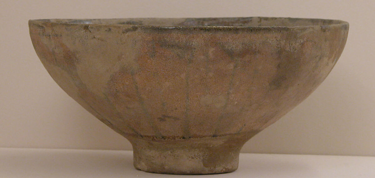 Bowl, Stonepaste; painted under transparent glaze