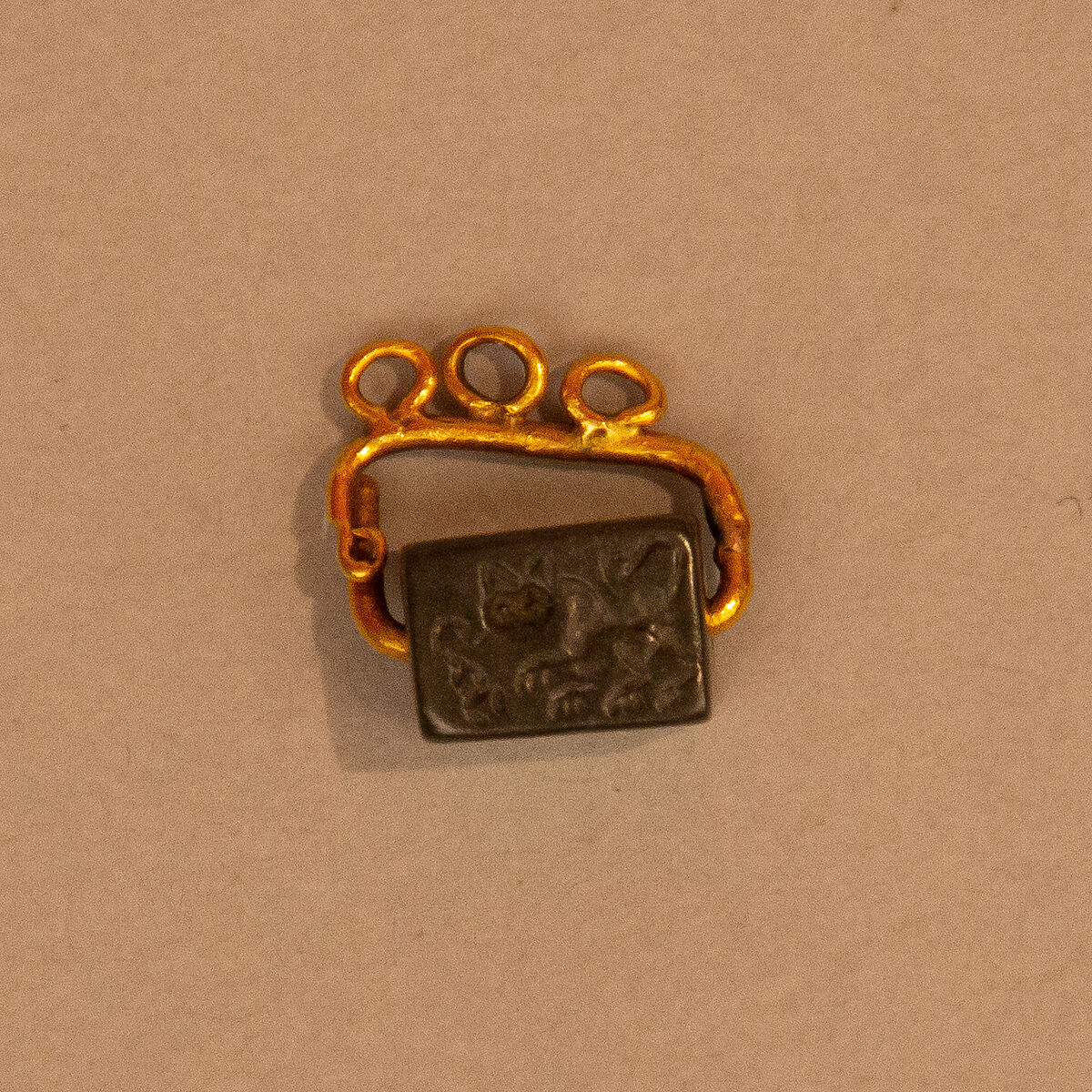 Seal Stone, Hematite; incised with gold fittings