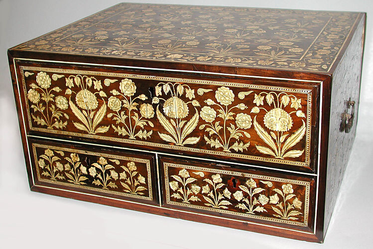 Flower-Style Box with Drawers