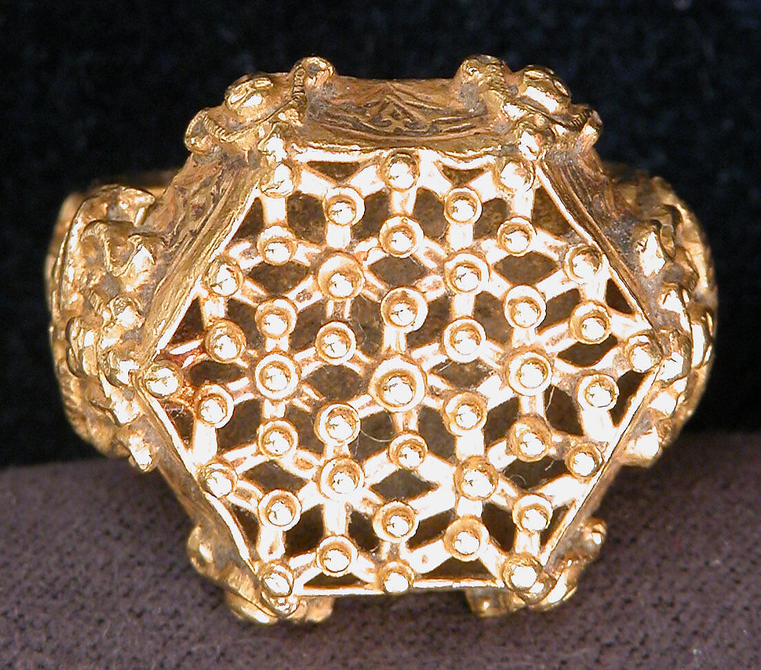 Ring, Gold; cast, engraved, granulation