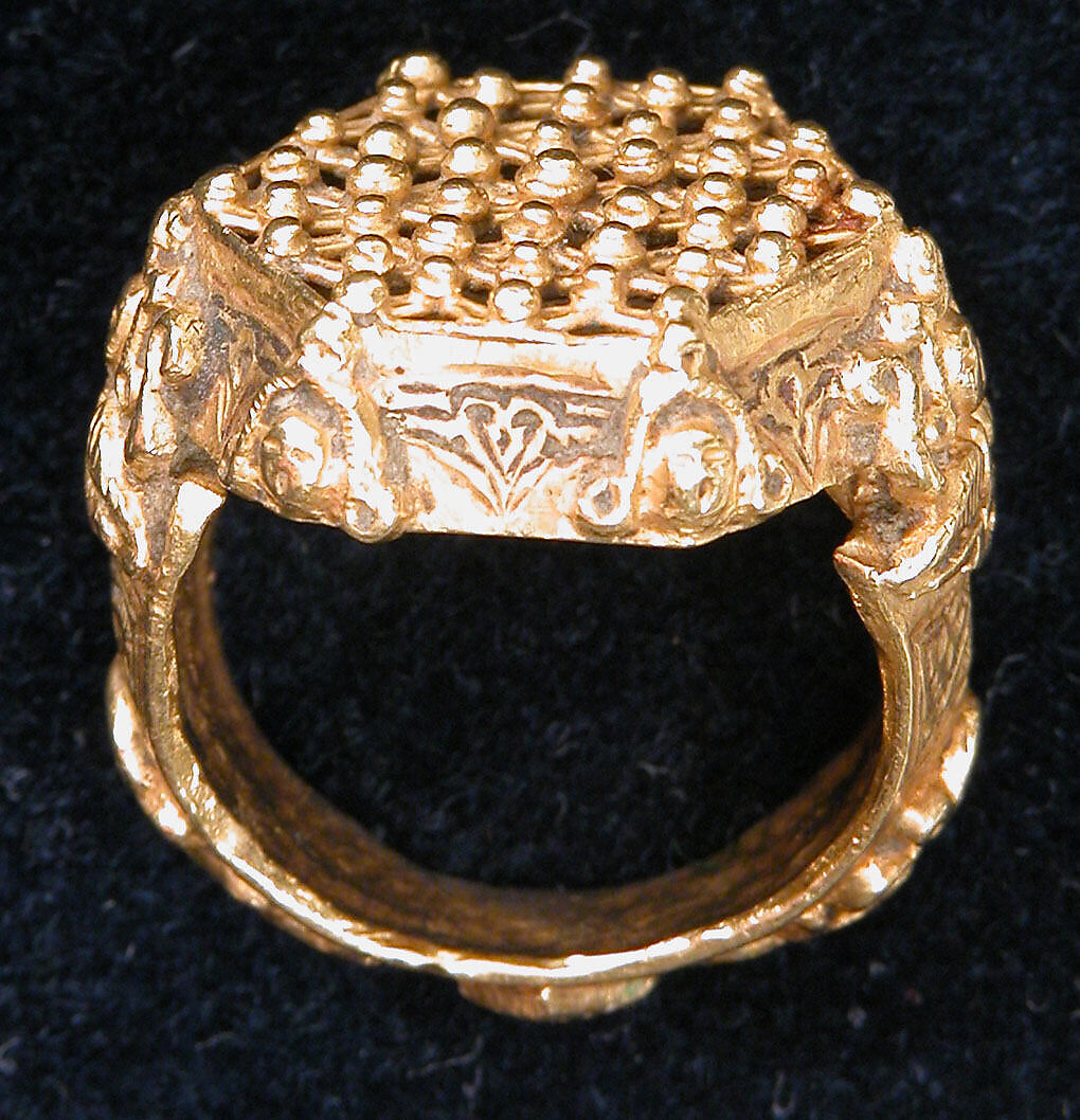 Ring, Gold; cast, engraved, granulation 