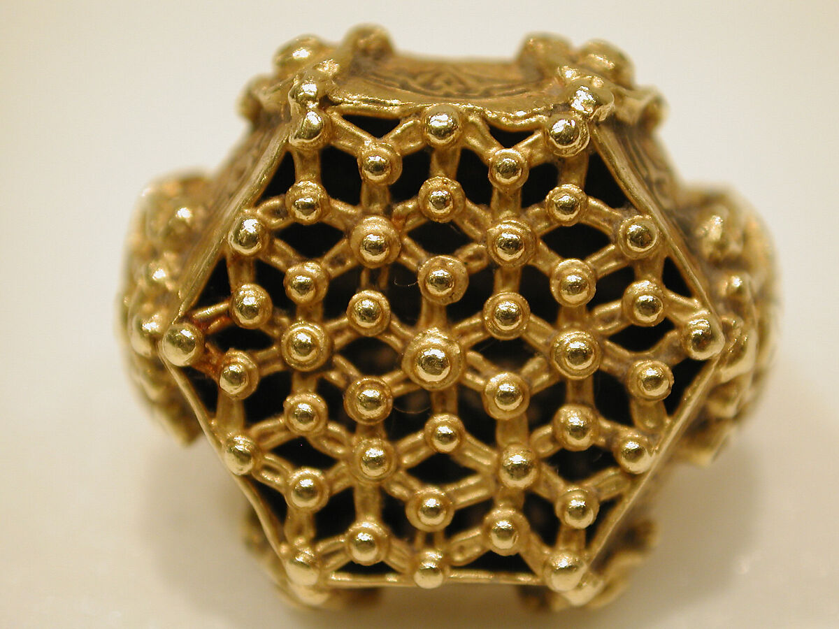 Ring, Gold; cast, engraved, granulation