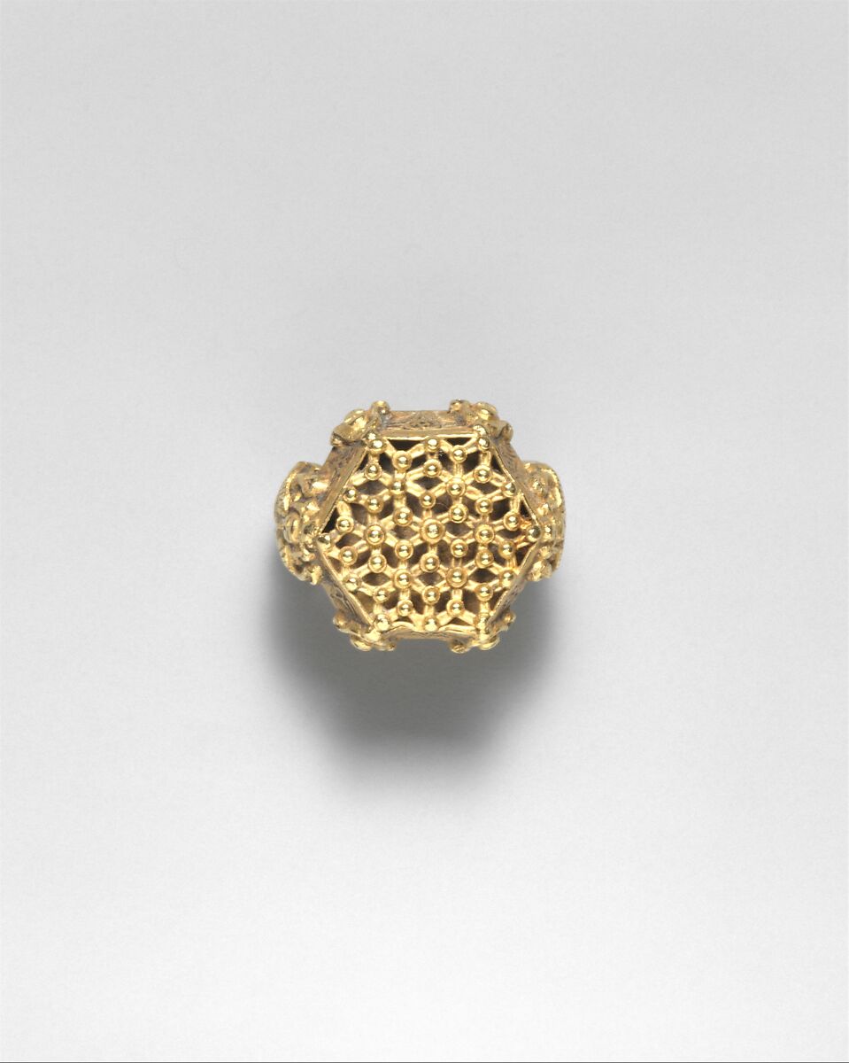 Ring, Gold; cast, engraved, granulation