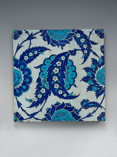 Tile with 'Saz' Leaf Design