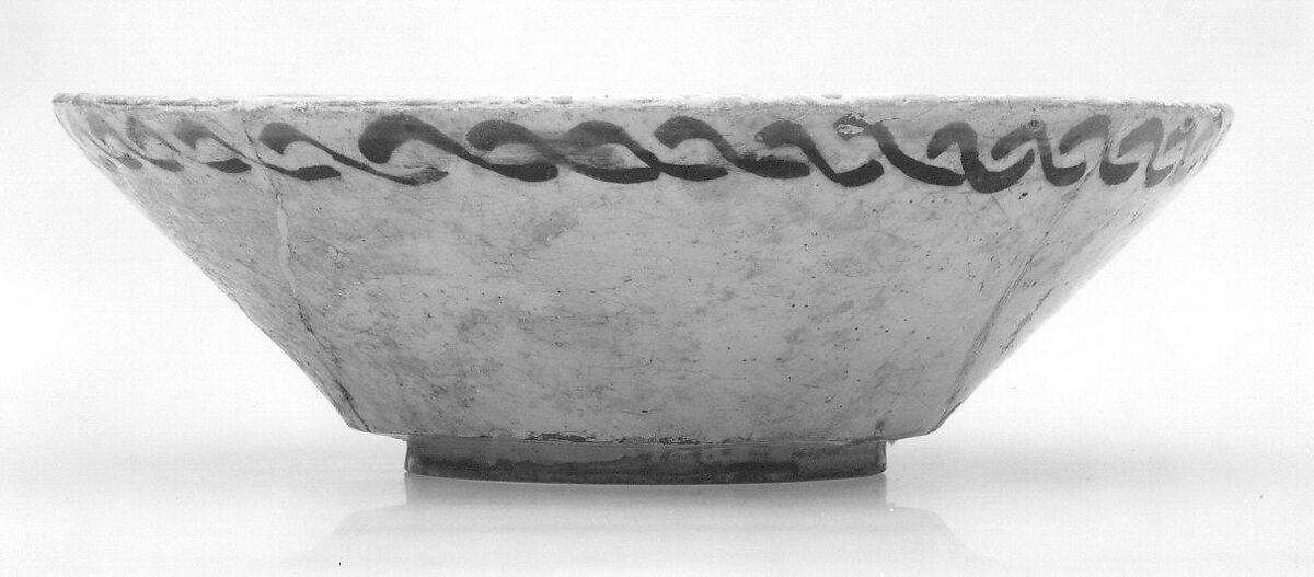 Bowl with Red and Purplish-black Palmettes, Earthenware; white slip with polychrome slip decoration under transparent glaze