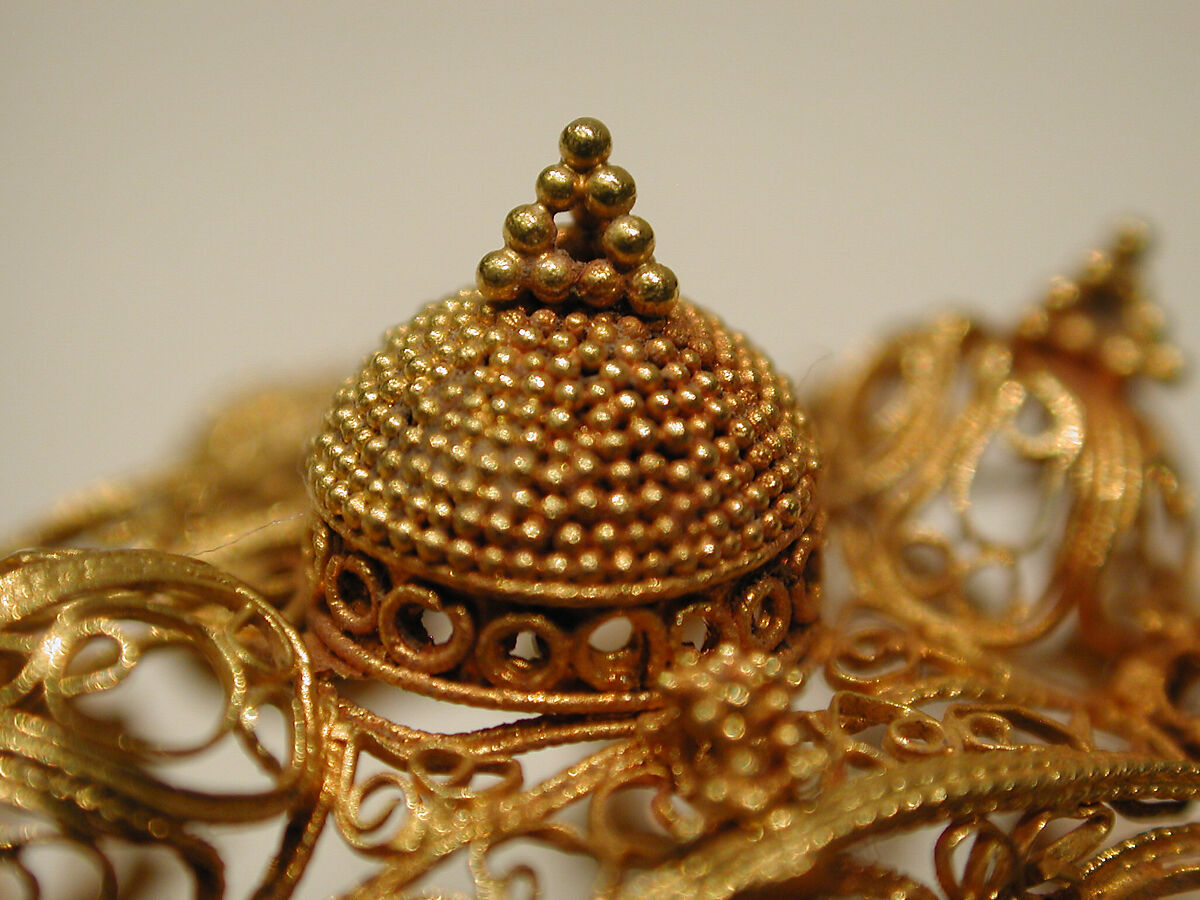 Earring, One of a Pair, Gold