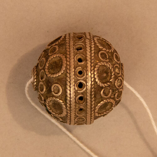 Bead