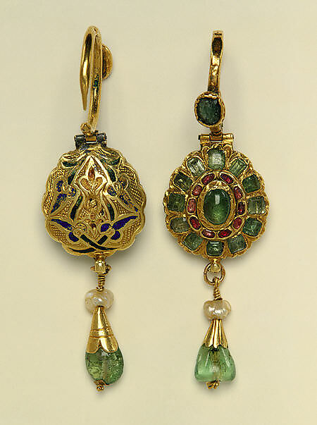 Met hot sale museum earrings