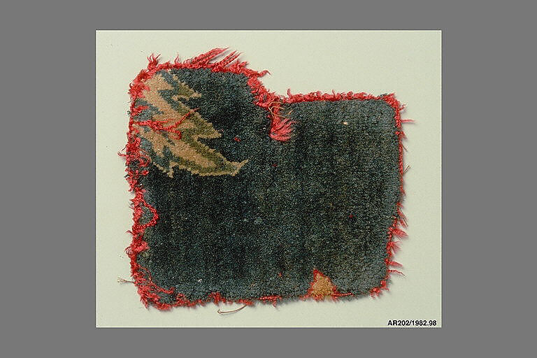 Carpet Fragment, Silk (warp and weft), wool (pile); asymmetrically knotted pile 