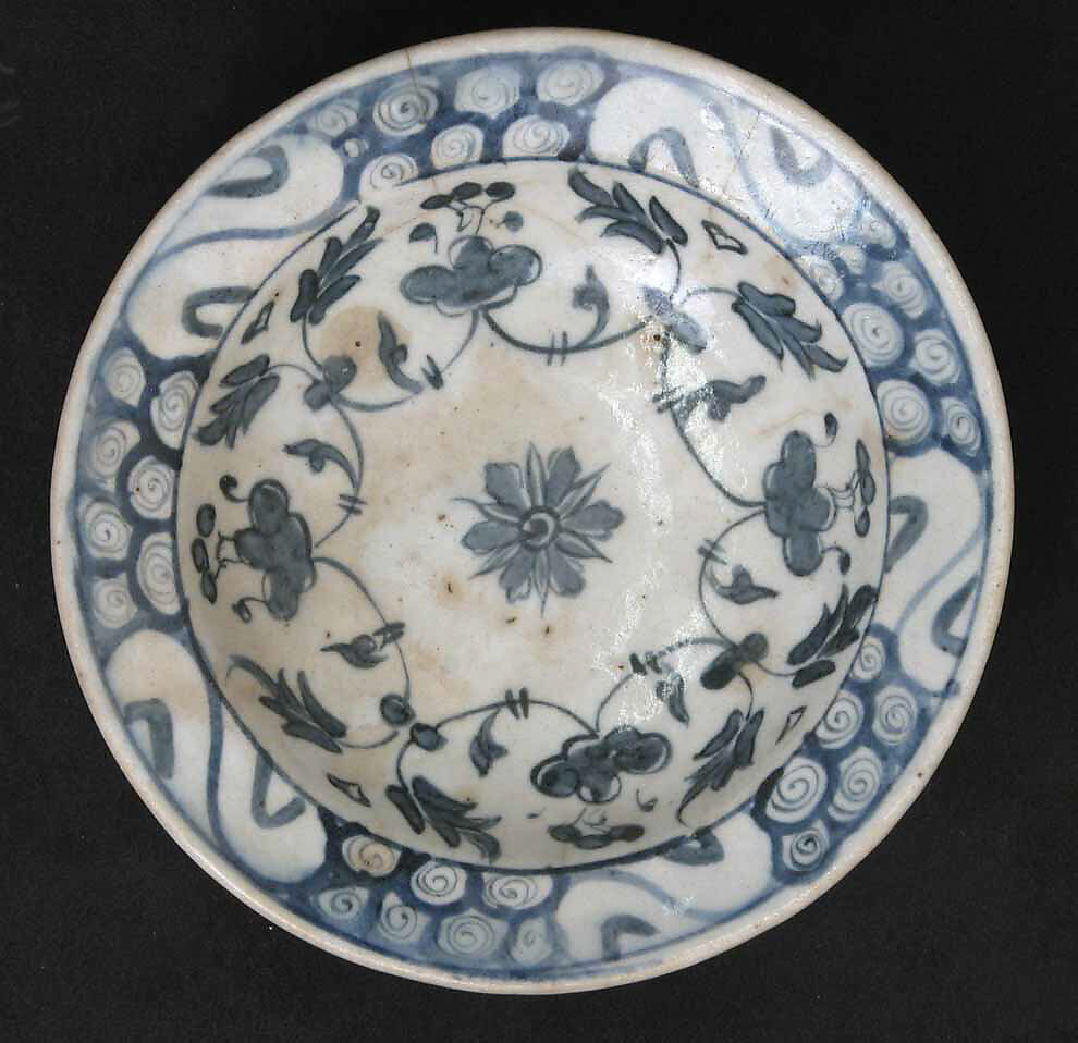 Footed Bowl, Stonepaste; painted under transparent glaze 