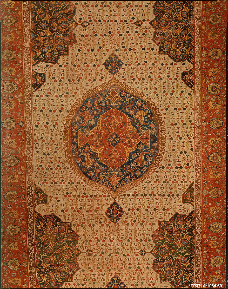 Ushak Medallion Carpet on White Ground, Wool (warp, weft and pile); symmetrically knotted pile