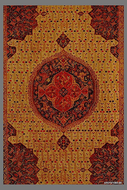 Ushak Medallion Carpet on White Ground, Wool (warp, weft and pile); symmetrically knotted pile