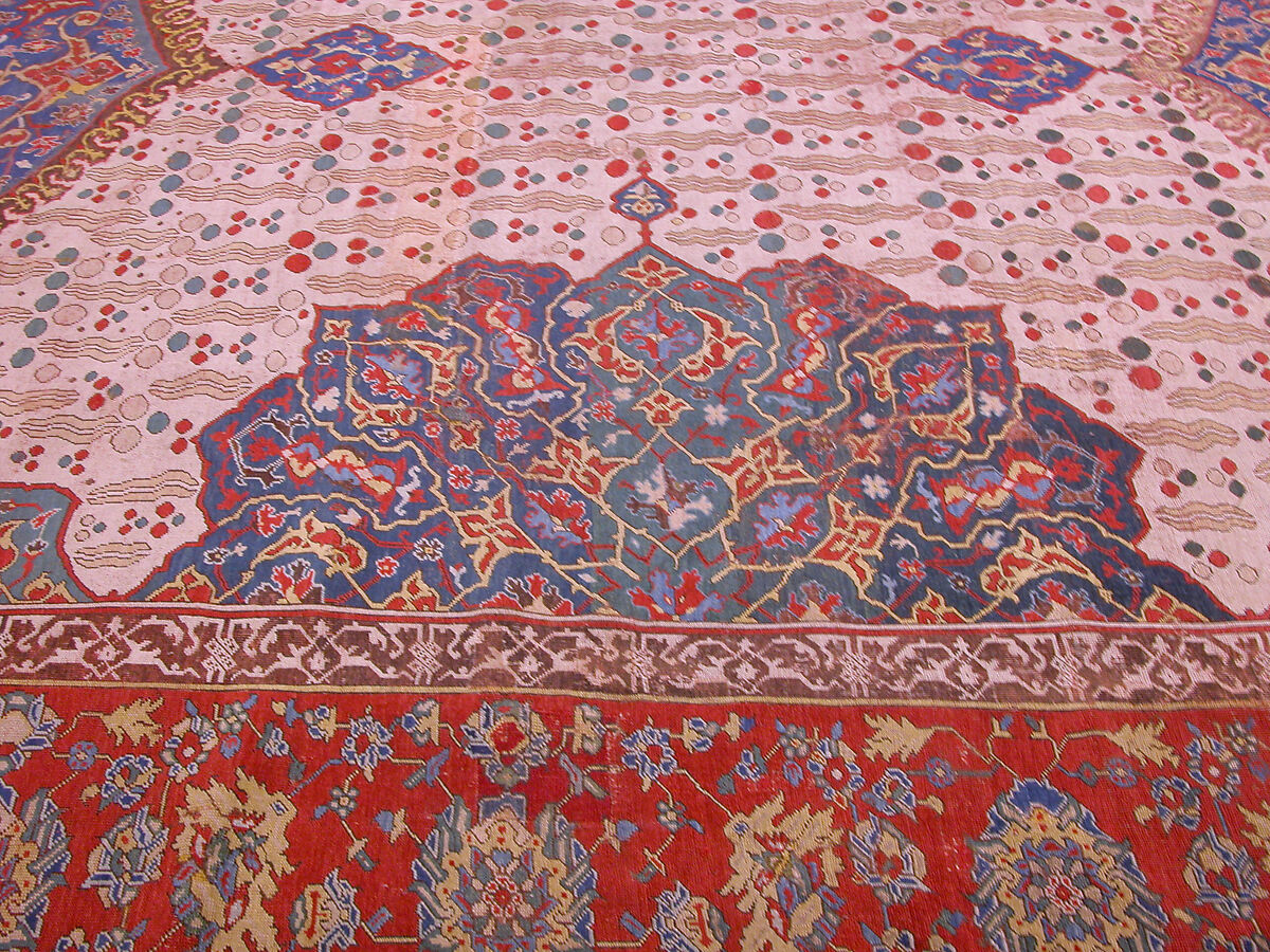 Ushak Medallion Carpet on White Ground, Wool (warp, weft and pile); symmetrically knotted pile