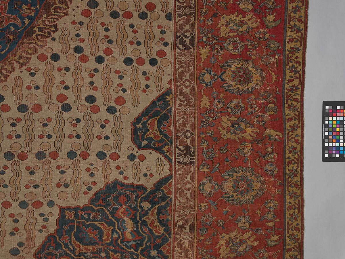 Ushak Medallion Carpet on White Ground, Wool (warp, weft and pile); symmetrically knotted pile