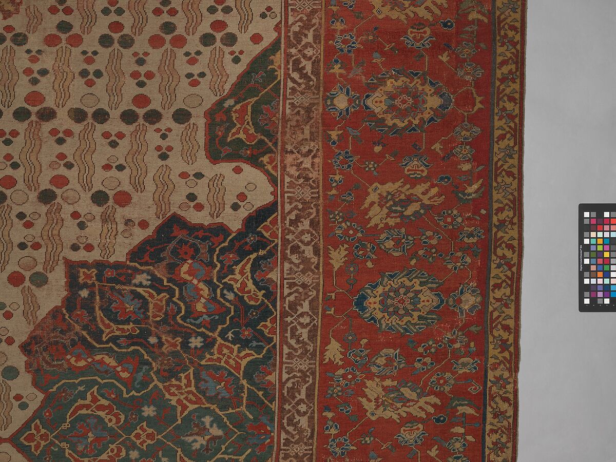 Ushak Medallion Carpet on White Ground, Wool (warp, weft and pile); symmetrically knotted pile