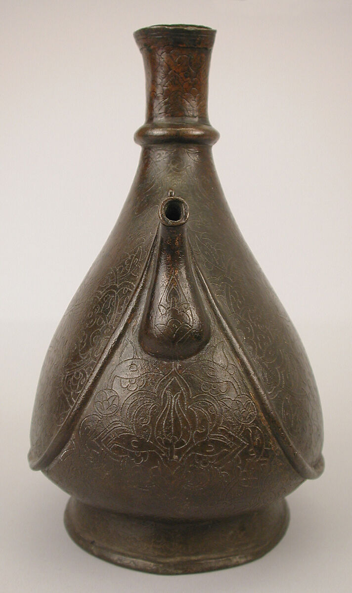 Pilgrim Flask, Copper (tombak); cast, gilded, and engraved