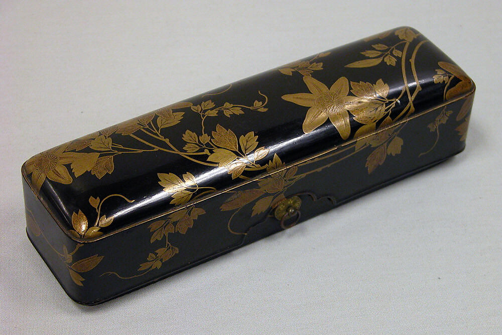 Small Letter Box (Ko-fubako) with Decoration of Clematis Vine, Gold maki-e on black lacquer, Japan