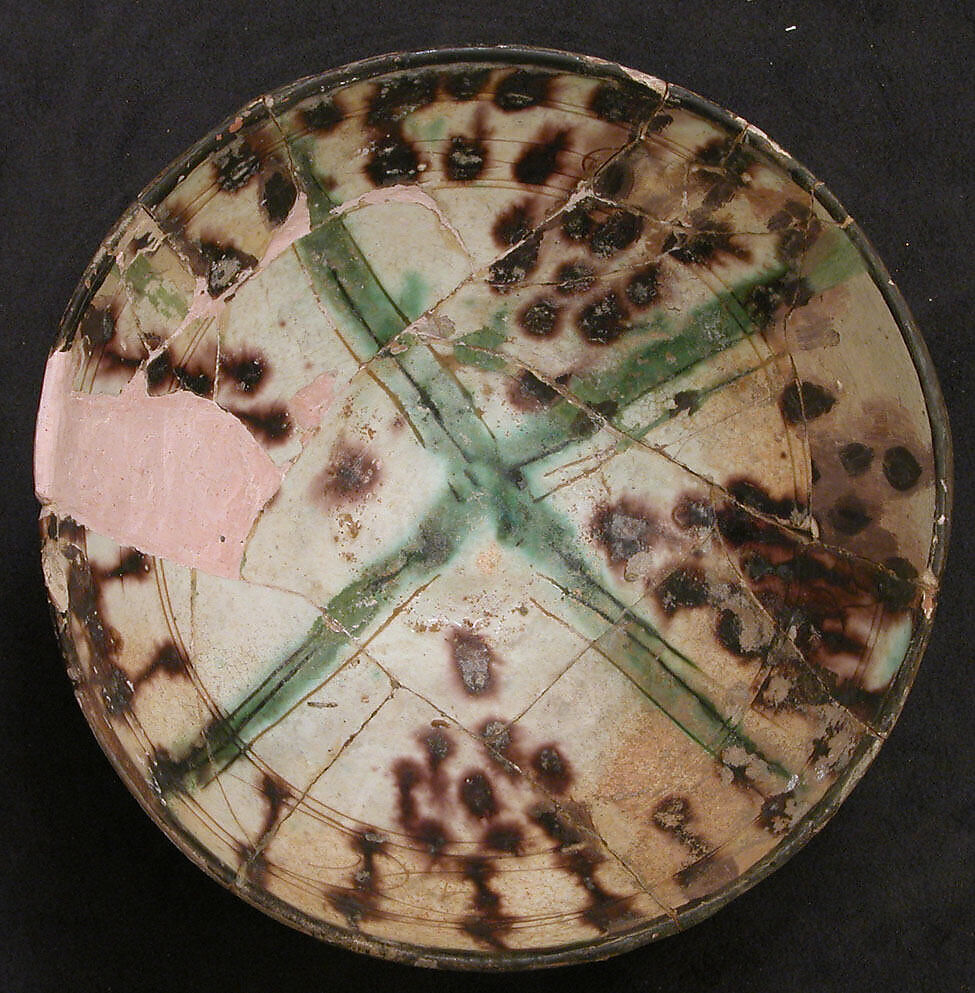 Bowl, Earthenware; incised and painted decoration on white slip ground under transparent glaze 
