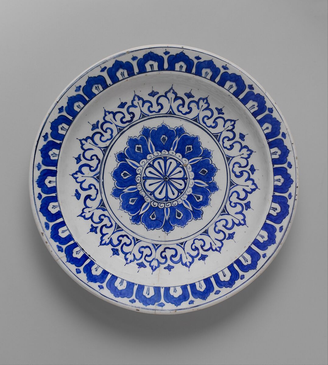 Dish with 'Kaleidoscope' Design, Stonepaste; polychrome painted under transparent glaze