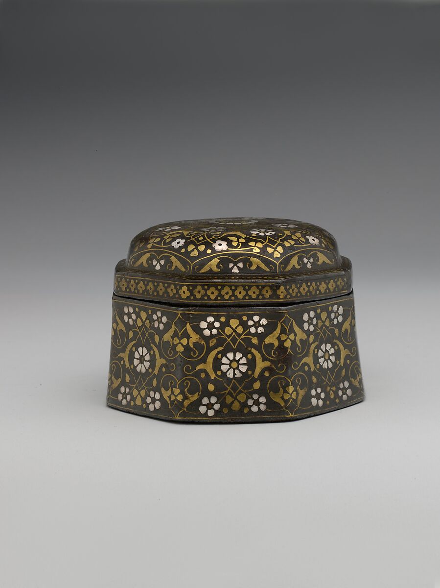 Bidri Box for Holding Pan, Zinc alloy; cast, engraved, inlaid with silver and brass (bidri ware)