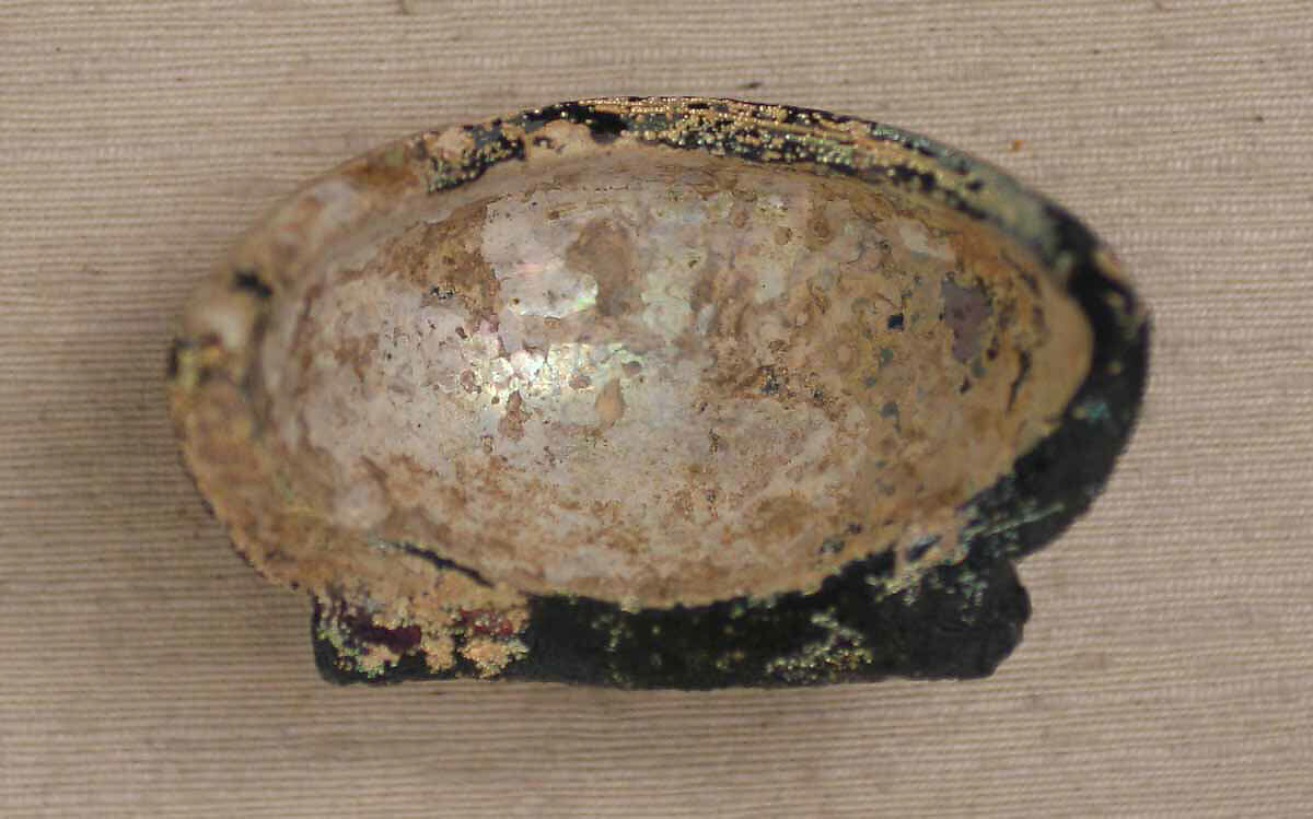 Fragment of a Bowl, Glass; blown and tooled