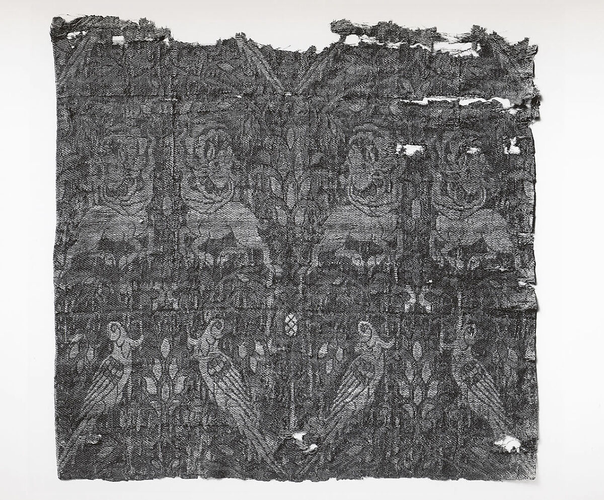 Textile Fragment, Silk and metal thread, woven in the lampas technique 