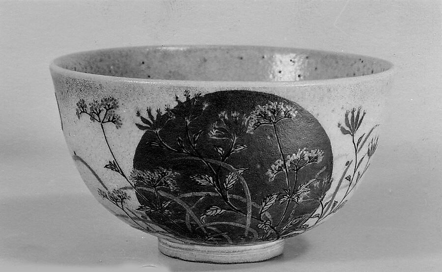 Tea Bowl with Design of Moon and Autumn Grasses, Eiraku Hozen (Japanese, 1795–1854), Clay decorated with crackled glaze and enamels and gold (Kyo ware), Japan 