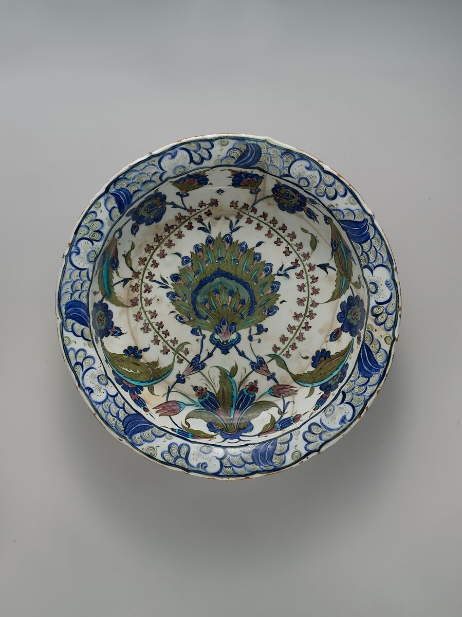 Dish with Floral Design, Stonepaste; polychrome painted under transparent glaze 