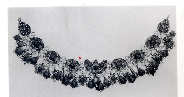 Necklace, Silver, enamel, coral