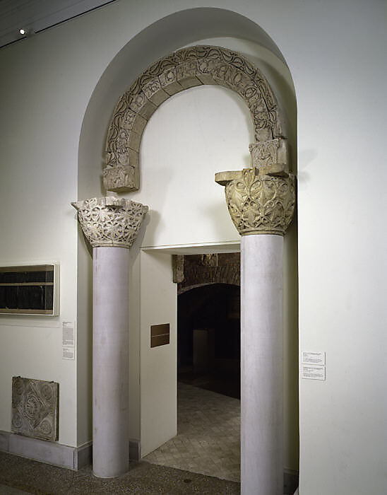 Capital with a Pattern of Grape Leaves and Vines, Limestone; carved in relief