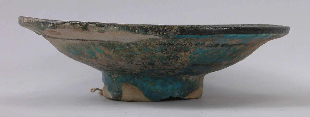 Bowl, Stonepaste; underglaze painted