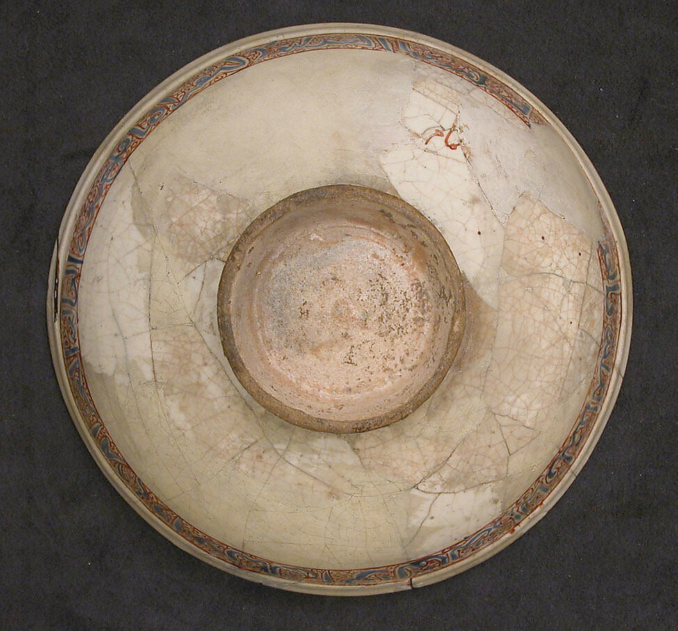 Bowl, Stonepaste; overglaze painted (mina'i)