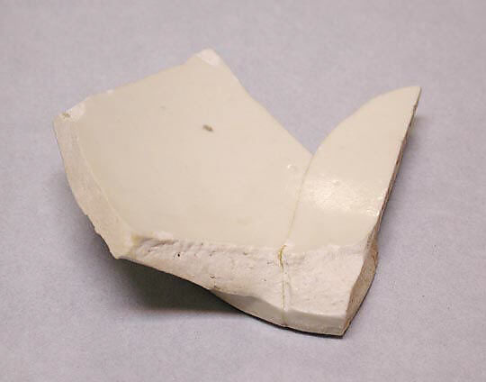 Fragments of a Bowl, Porcelain 