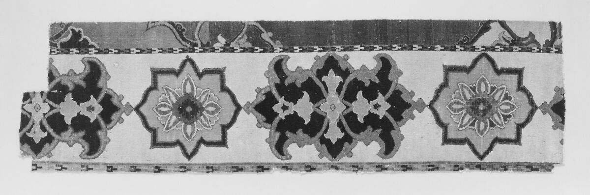 Carpet Fragment, Cotton and silk (foundation), wool (pile); asymmetrically knotted pile