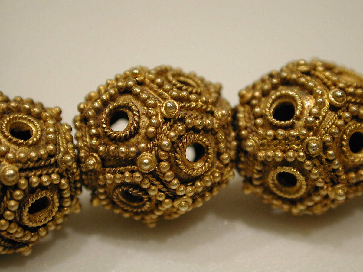 Necklace, Gold sheet; granulation, twisted wire