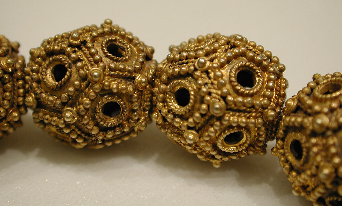 Necklace, Gold sheet; granulation, twisted wire