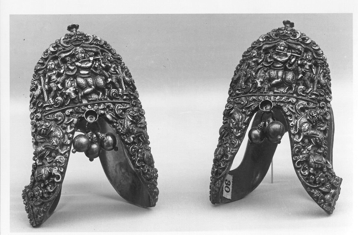 Armlet, One of a Pair, Silver; cast and chased