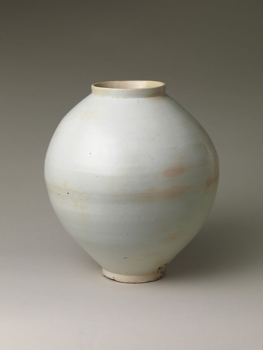 Moon jar, Porcelain, Korea 