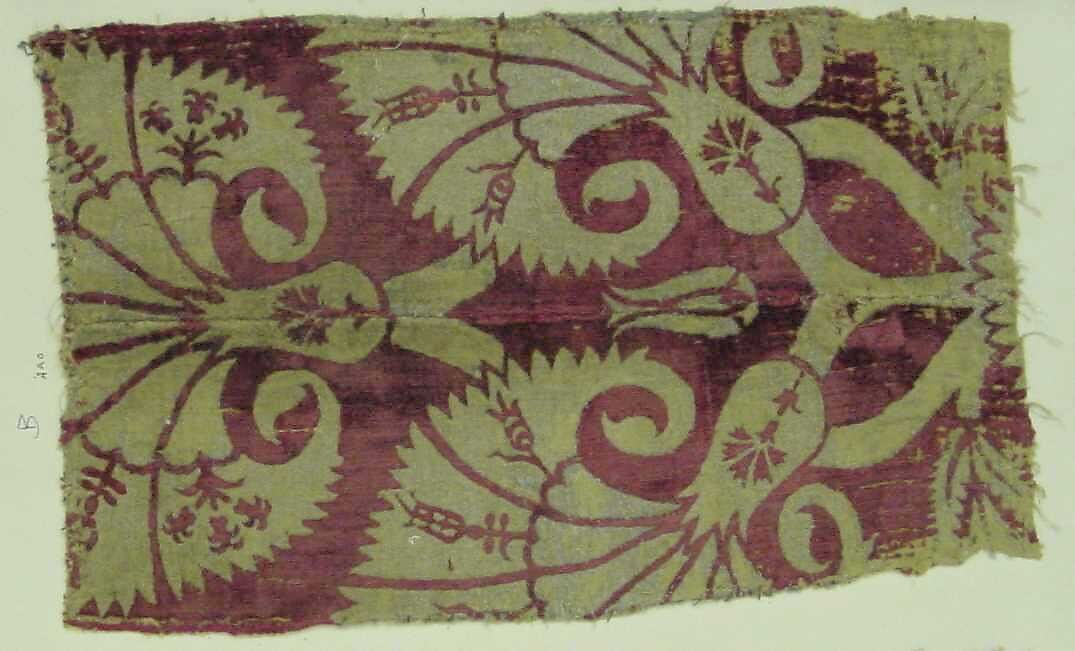 Textile Fragment, Silk, metal thread 