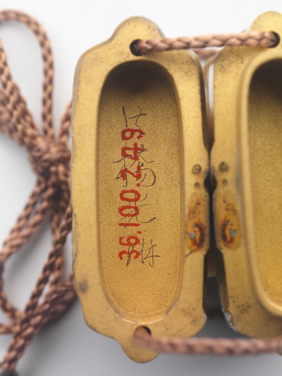 Inrō with Stylized Waves, Shibata Zeshin (Japanese, 1807–1891), Gold lacquer with pewter inlay; Ojime: bronze and gold jar; Netsuke: carved tortoiseshell turtle, Japan