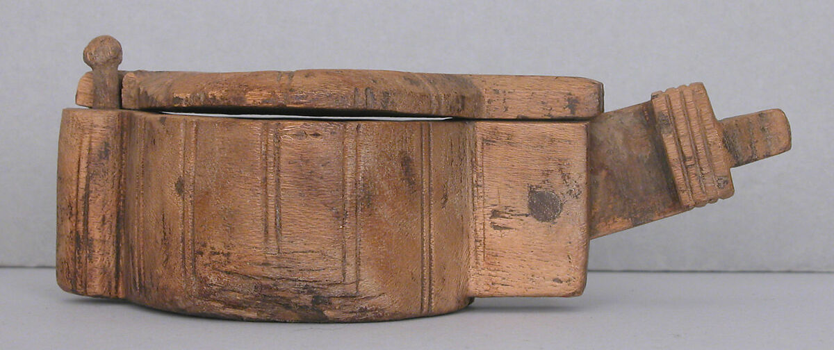 Box, Wood; carved