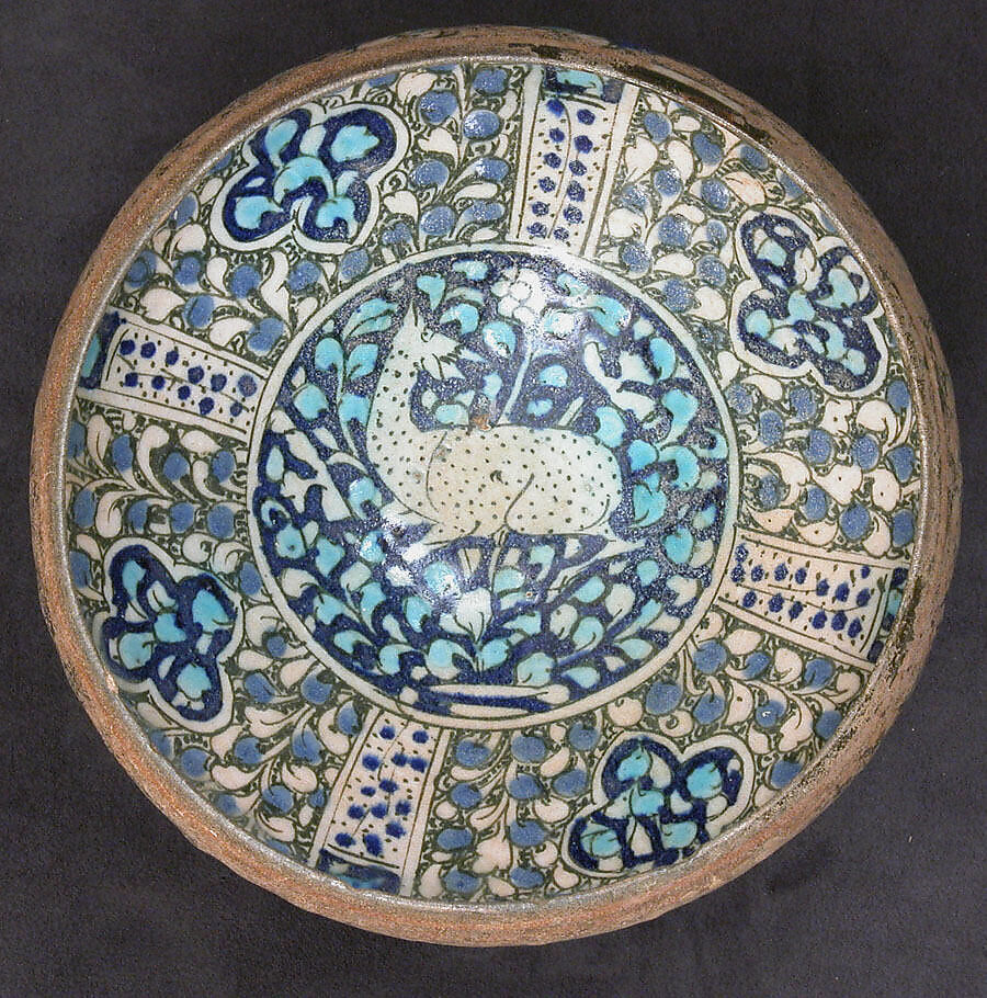 Bowl with Deer Motif, Stonepaste; underglaze painted (Sultanabad ware) 