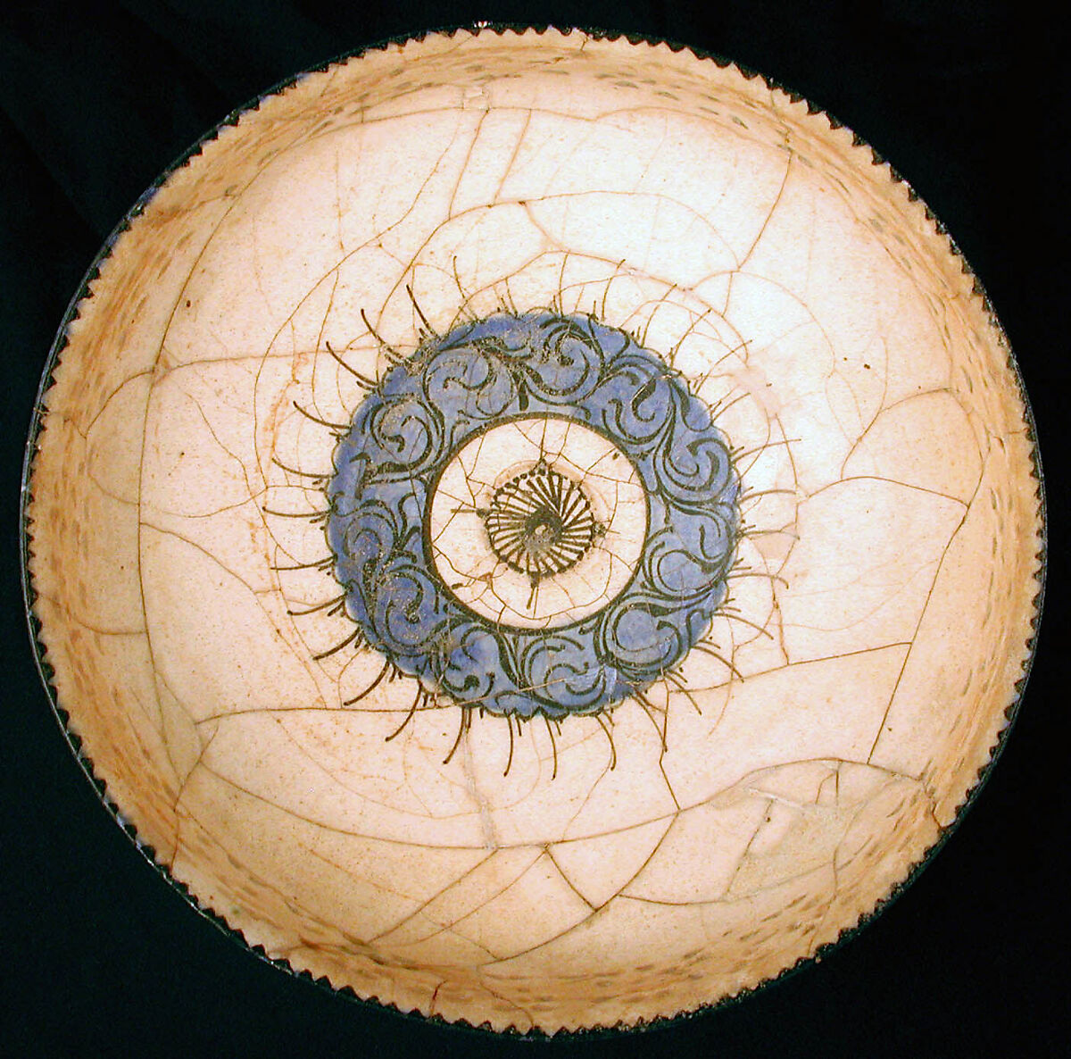 Bowl, Stonepaste; underglaze painted