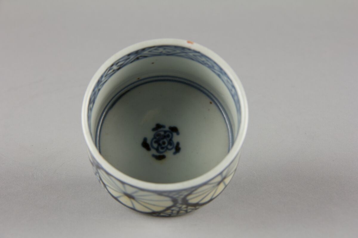 Set of Five Teacups (Yunomi-wan) with Chrysanthemum and Broken-Ice Pattern, Porcelain with cobalt blue under transparent glaze (Hizen ware, Arita type), Japan