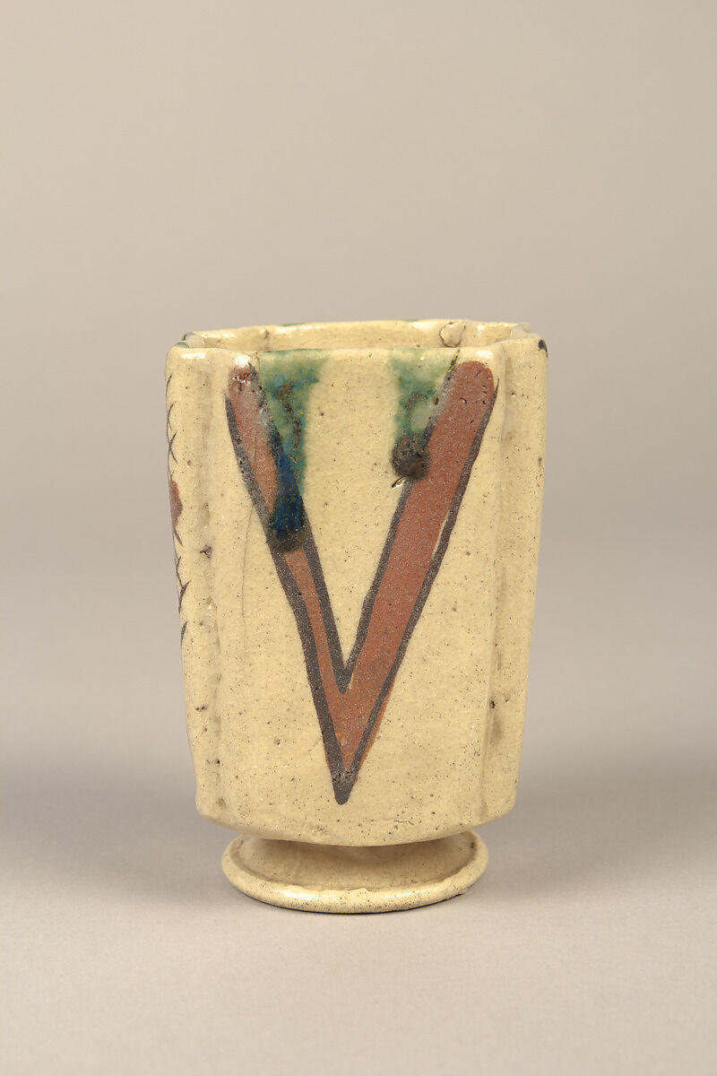 One from set of five squared food vessels (mukōzuke) for tea-gathering meal, Stoneware with iron-oxide and copper green overglaze decoration (Mino ware, Yashichida Oribe type), Japan
