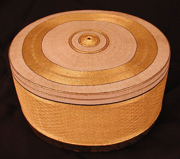 Crown, Vegetable fiber and gold thread or wire; woven