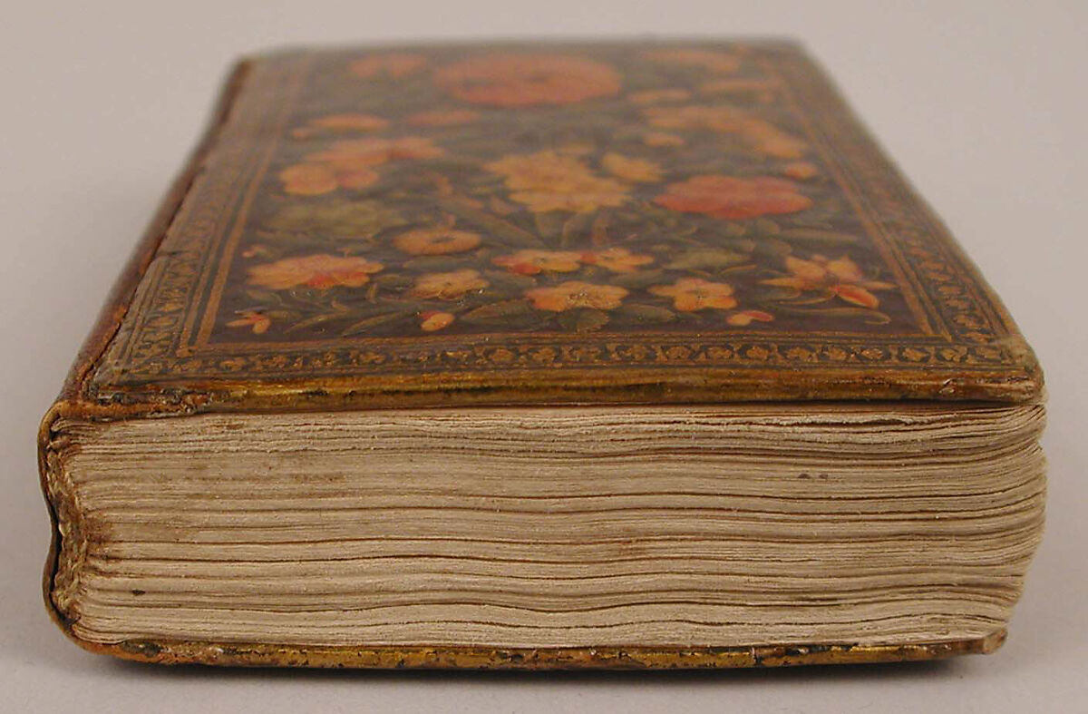 Qur'an Manuscript with Lacquer Binding, Manuscript: Ink, opaque watercolor, and gold on paper
Binding: pasteboard; painted and lacquered