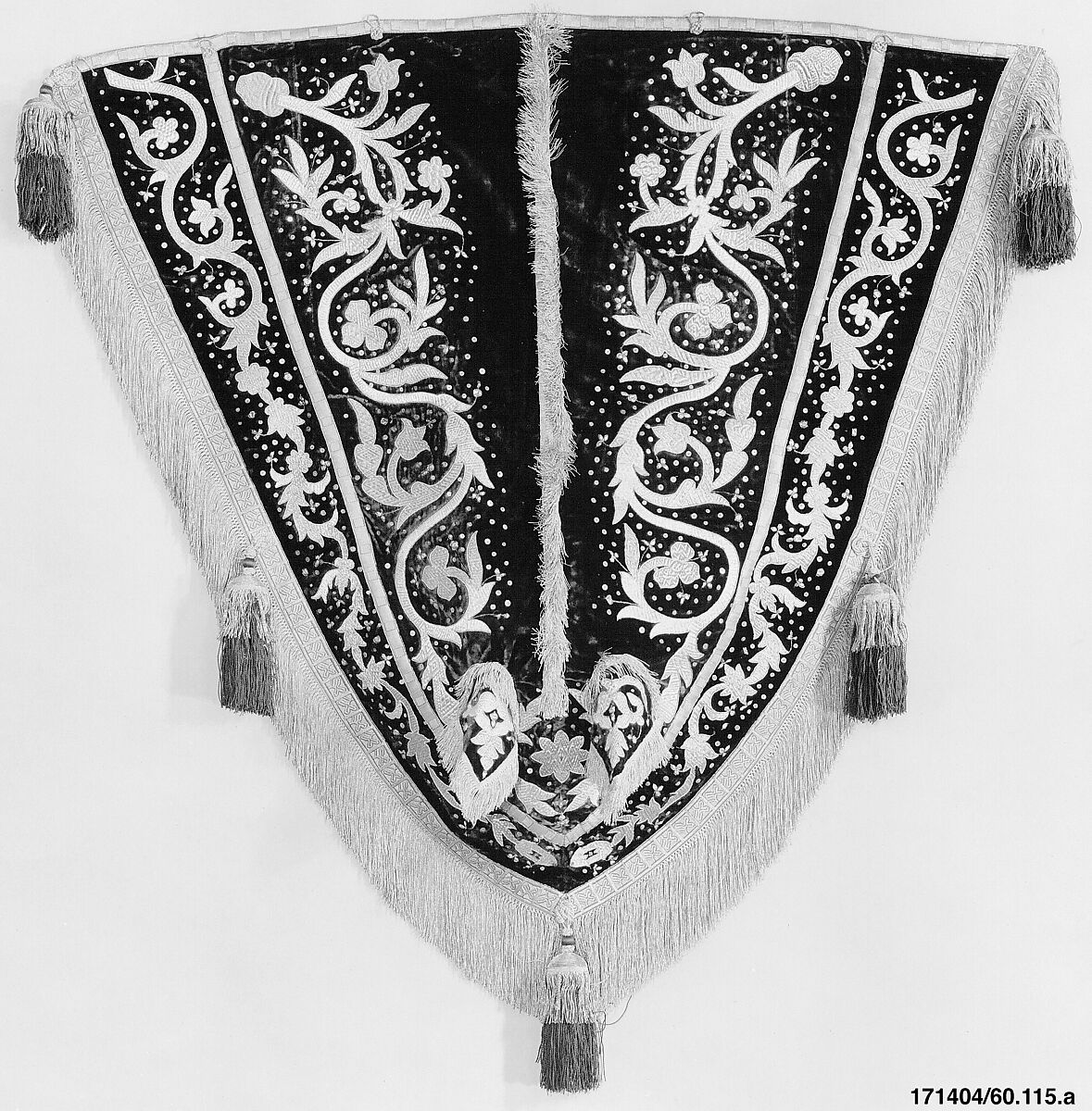 Fragment of Cover, Velvet; embroidered in gold and silver wrapped thread