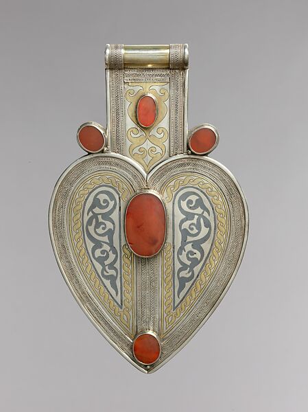 Cordiform Pendant, Silver; fire-gilded and chased, with niello inlay, decorative wire, and table-cut carnelians 